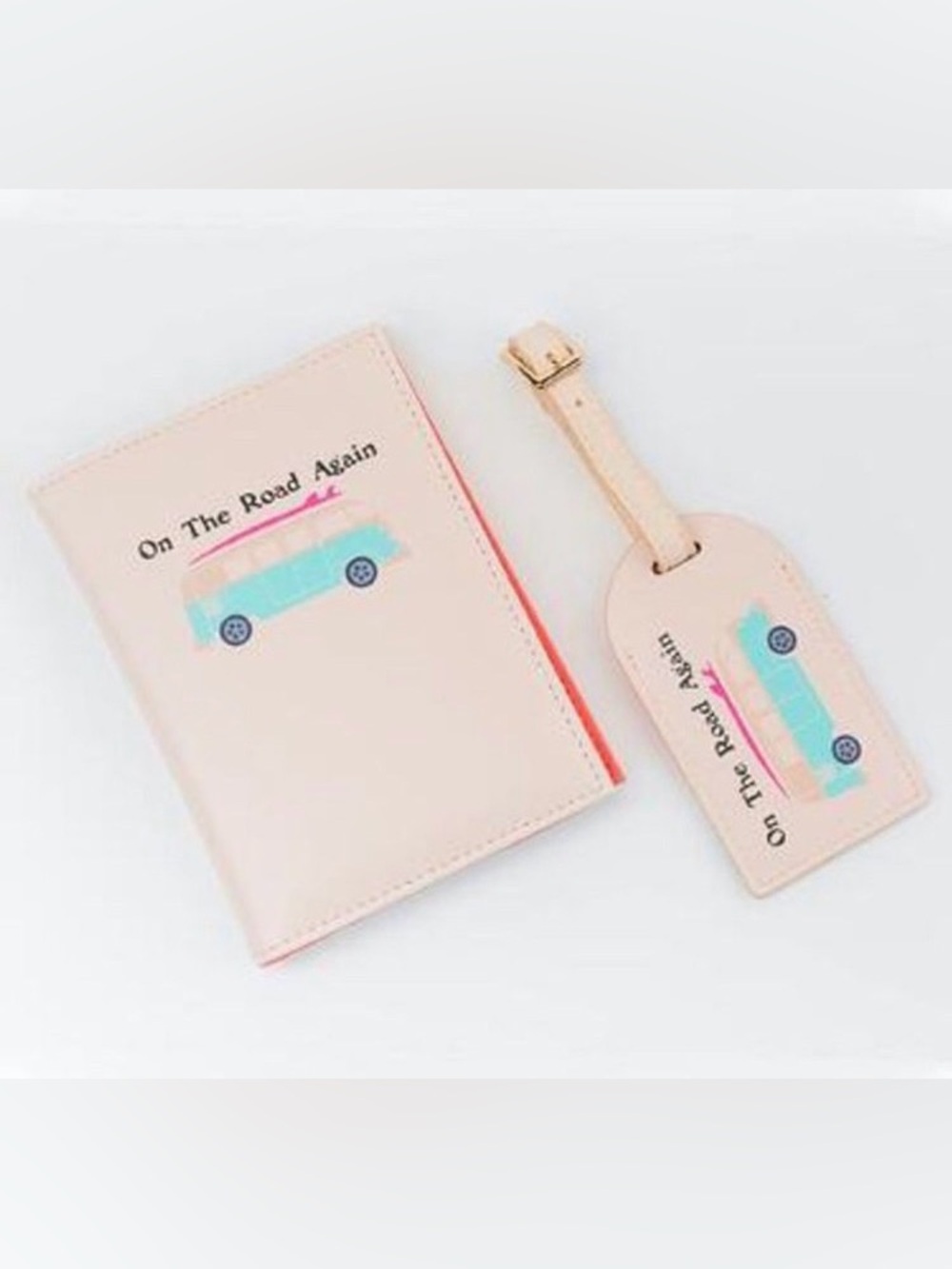 NEW Passport holder and Luggage tag set for Travel
NIB, On the road again